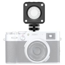 Ulanzi L2 RGB COB LED, vízálló IP68, 11 effekt , 800mAh, Oled kijelző, mágneses váz, 4cm (UL-2878)