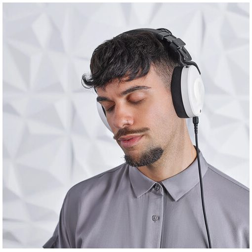 RODE NTH-100 FEHÉR PROFESSZIONÁLIS, ZÁRT STÚDIÓ FEJHALLGATÓ