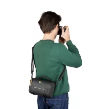 Lowepro Adventura SH 160 III (fekete) (LP37452-PWW)